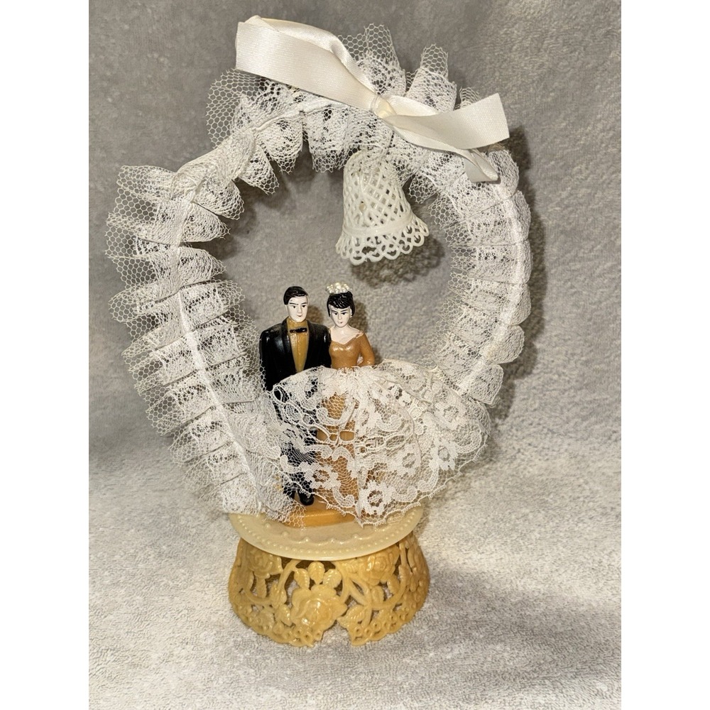 Vintage Wedding Cake Topper Bride Groom Lace Heart Arch Bells Plastic 9" Decor